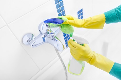 Final sparkle clean after construction in Barnet